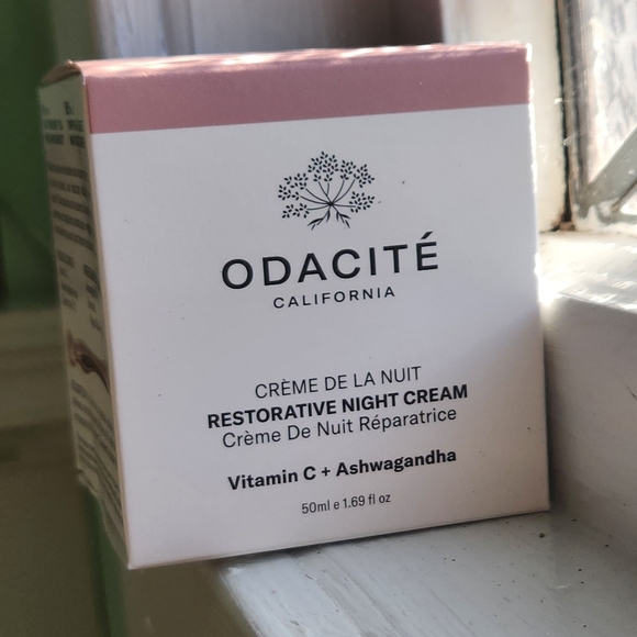 NIB ODACITE RESTORATIVE NIGHT CREAM - Picture 8 of 12